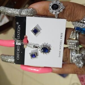 NWT SEXXY SEPTEMBER BIRTHSTONE SAPPHIRE EARRINGS AND NECKLACE SET